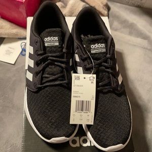 Brand New Adidas cloudfoam